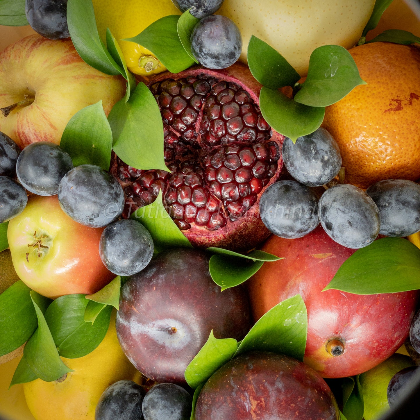 Pomegranate and fruits bouquet