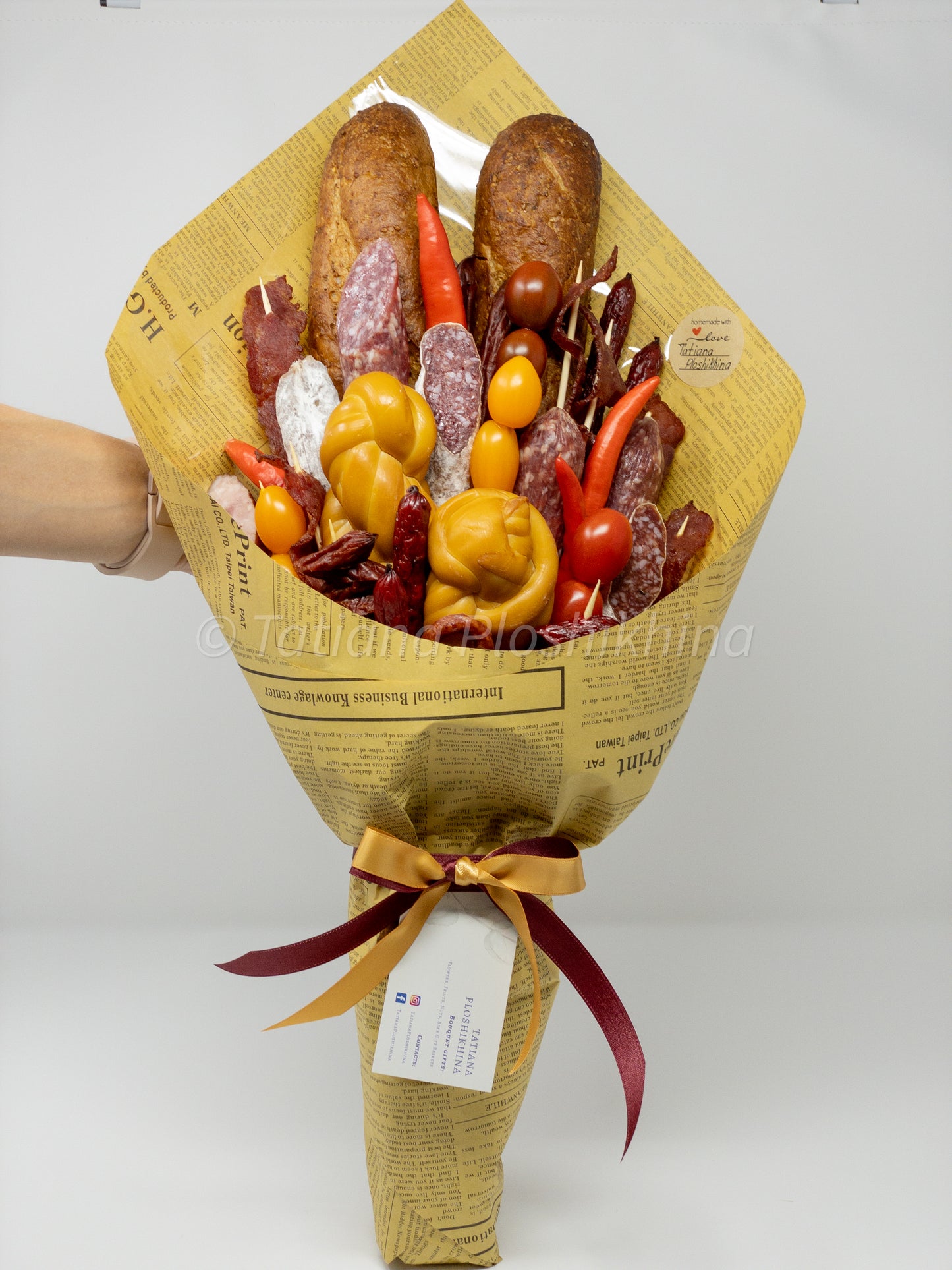 Meat and smoked cheese bouquet