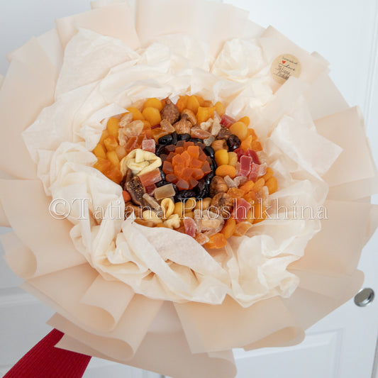 Dried fruits bouquet