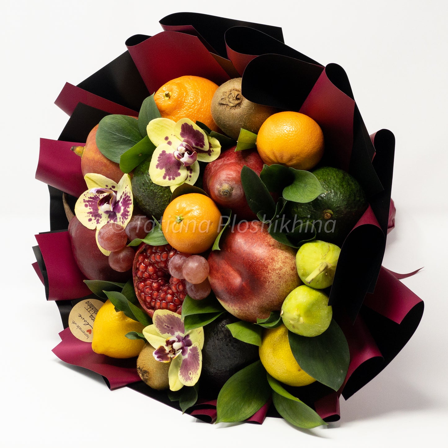 Pomegranate and fruits bouquet